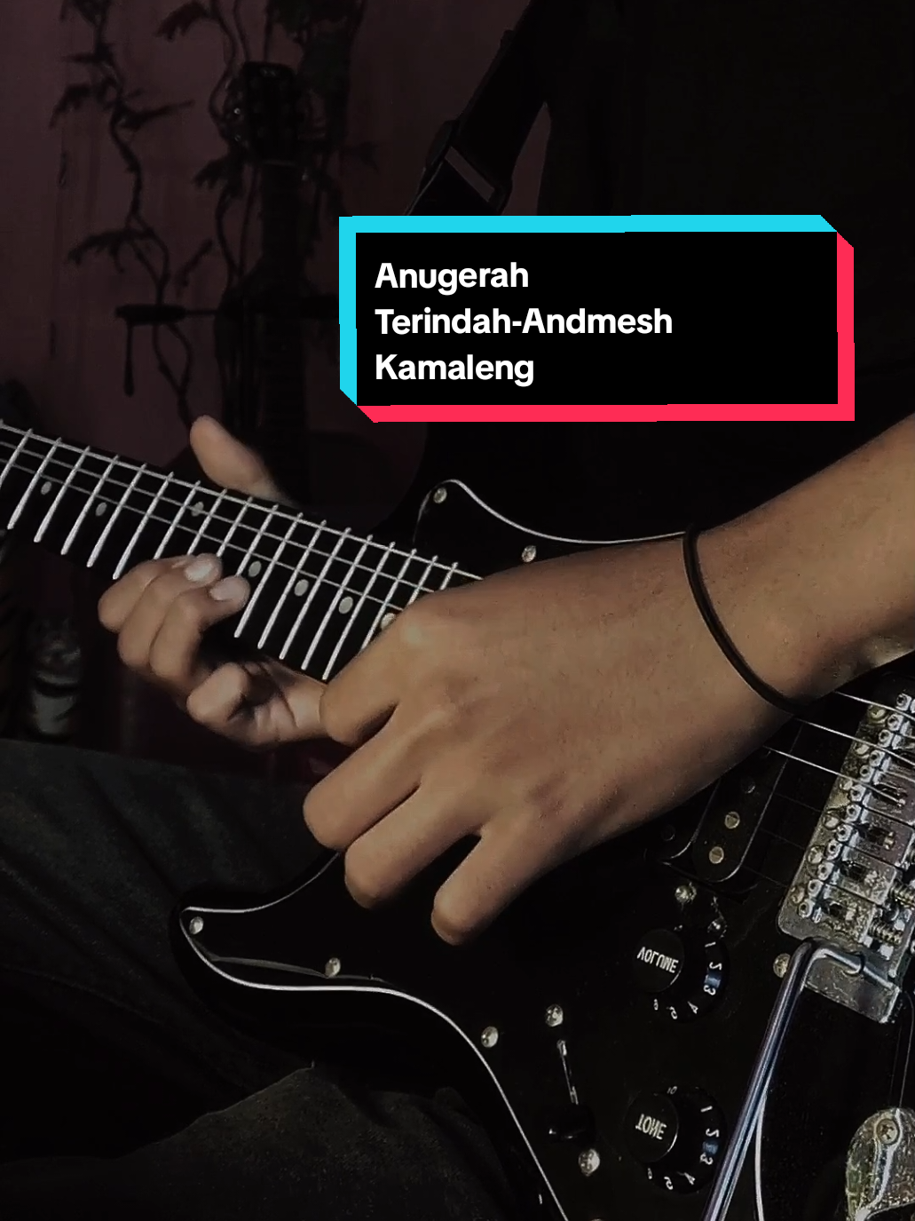 cover lagu Anugerah Terindah - Andmesh Kamaleng  #guitar #electricguitar #anugerahterindah #coversong #music 
