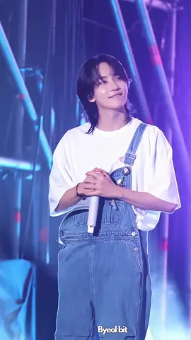 Headliner-jeonghan  fancam #jeonghan #정한 #ジョンハン #yoonjeonghan #jeonghaniyoo_n #jeonghannie #윤정한 #headliner #seventeenheadliner #fancam 