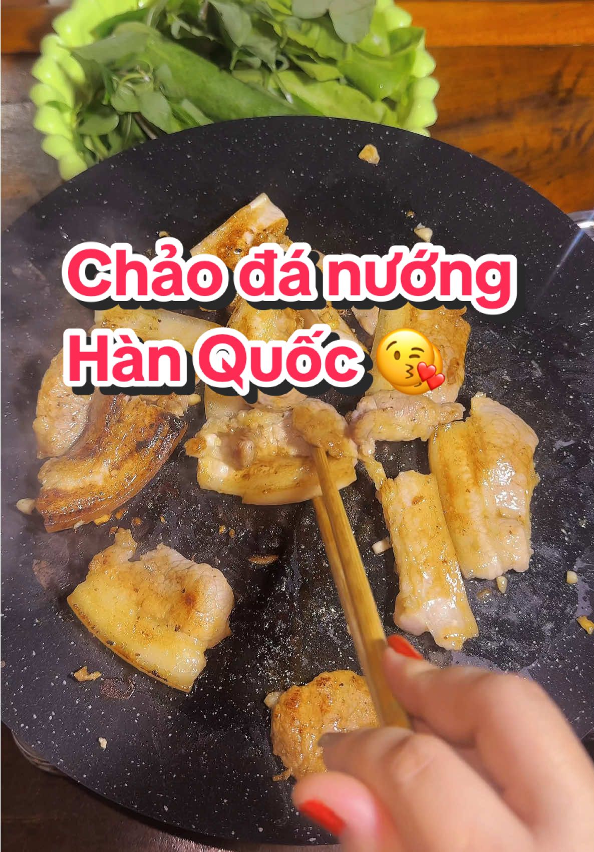 Chảo đá nướng thịt quá tiện luôn 😘 #chaodanuongchongdinh #chaodananghanquoc #chaodanuong #dodungtienich #muataitiktok 