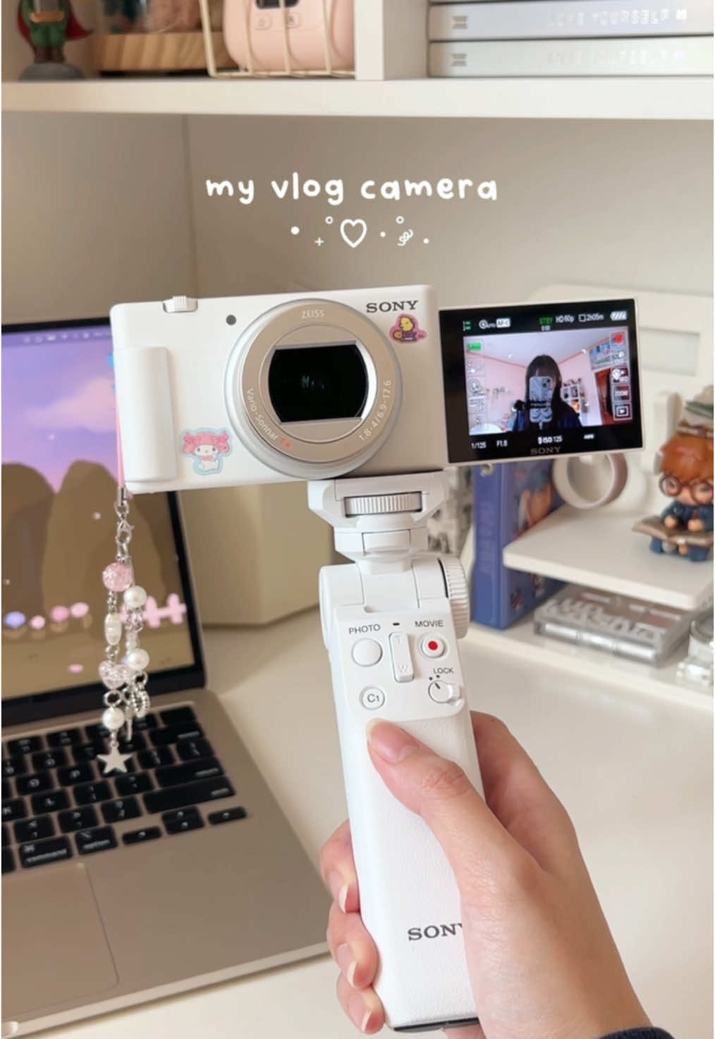 mini vlog / quality test of my cam 📷🤍 recently, i got this shooting grip for my cam (sony zv-1 mark ii) ! i love using them so far + the quality of my vids have improved, they have more depth and they look sm crispier 🤌🏻 youtube when? idk but can y'all please bully me into starting my channel asap, thank you 🤣 #sony #sonyzv1 #crochet #crochetersoftiktok #fyp #unboxing #dayinmylife #minivlog 
