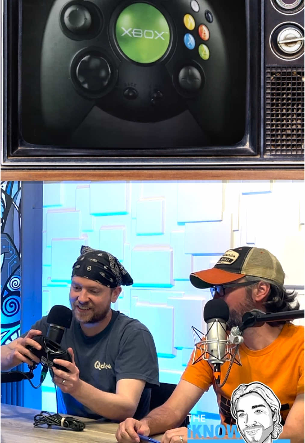 Reacting to the Xbox Duke Controller. iKnowBadeaux Podcast 284: Be Kind Rewind 2001. #TheDuke @Xbox 