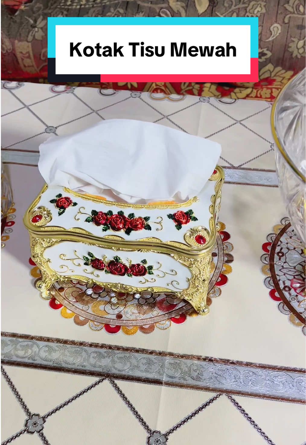 Cantik nih bun kotak tisunya cocok buat di tarok di meja tamu karena motifnya mewah elegan bun #kotaktisu #kotaktissueaesthetic #kotaktisucantik #kotaktisumewah #wibgajian 