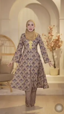 Ada peminat kebaya labuh ala2 klasik takk,lawa ke lawaa kakak✨🤍 #bajukebaya #kebayaklasik #bajuraya #bajuraya2025 #koleksiraya #koleksiraya2025 #sunsetclozette #sunsetclozettehq #sunsetclozetteoutfit #sunsetclozettecollection #outfit #outfitraya #outfitideas #OOTD #ootdraya #ootdfashion #fyp #fypage #fyppppppppppppppppppppppp 