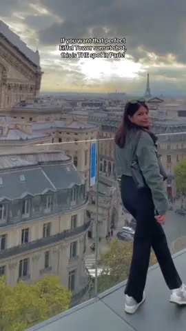 Its usually crowded during peak season but views are still worth it #creatorsearchinsights #galarieslafayette #pourtoi😊 #shrutiinparis  Best sunsets in Paris Sunset view of Eiffel Thjngs to do in Paris 