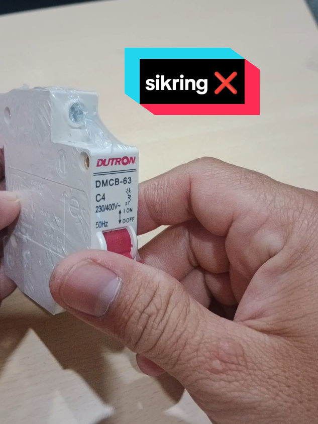 mcb dari dutron pengganti sikring listrik di rumah anda#mcb #dutron #wibgajian #fypシ゚viral #fyp #fypシ 