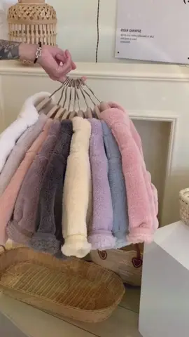 Áo khoác lông cừu san hô cho bé. #aokhoaclongcuu#kids#fy#viral#fyp 