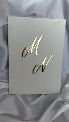 Découvrez notre album Duo Sacré, conçu pour célébrer votre mariage religieux de manière unique. Personnalisez chaque détail : 	•	Modèle du certificat 	•	Couleurs des écritures en 3D et de la couverture 	•	Disponible en plusieurs langues (français ou anglais ou autre sur demande) 🎉 Offre de lancement valable jusqu’au 20 janvier 2025. Immortalisez votre amour avec élégance grâce à cet album intemporel. ❤️ #wedding #nikkah #mariage #mariagereligieux #Hochzeit   #casamiento  #زواج #matrimonio #casado #huwelijk #Evlilik #islam #muslim #hlel #fyp 