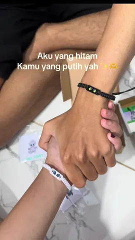 Selucu ini loh buat couple an ✨🤭 #gelangcouple #gelangpasangan #gelangnightandlightfury 