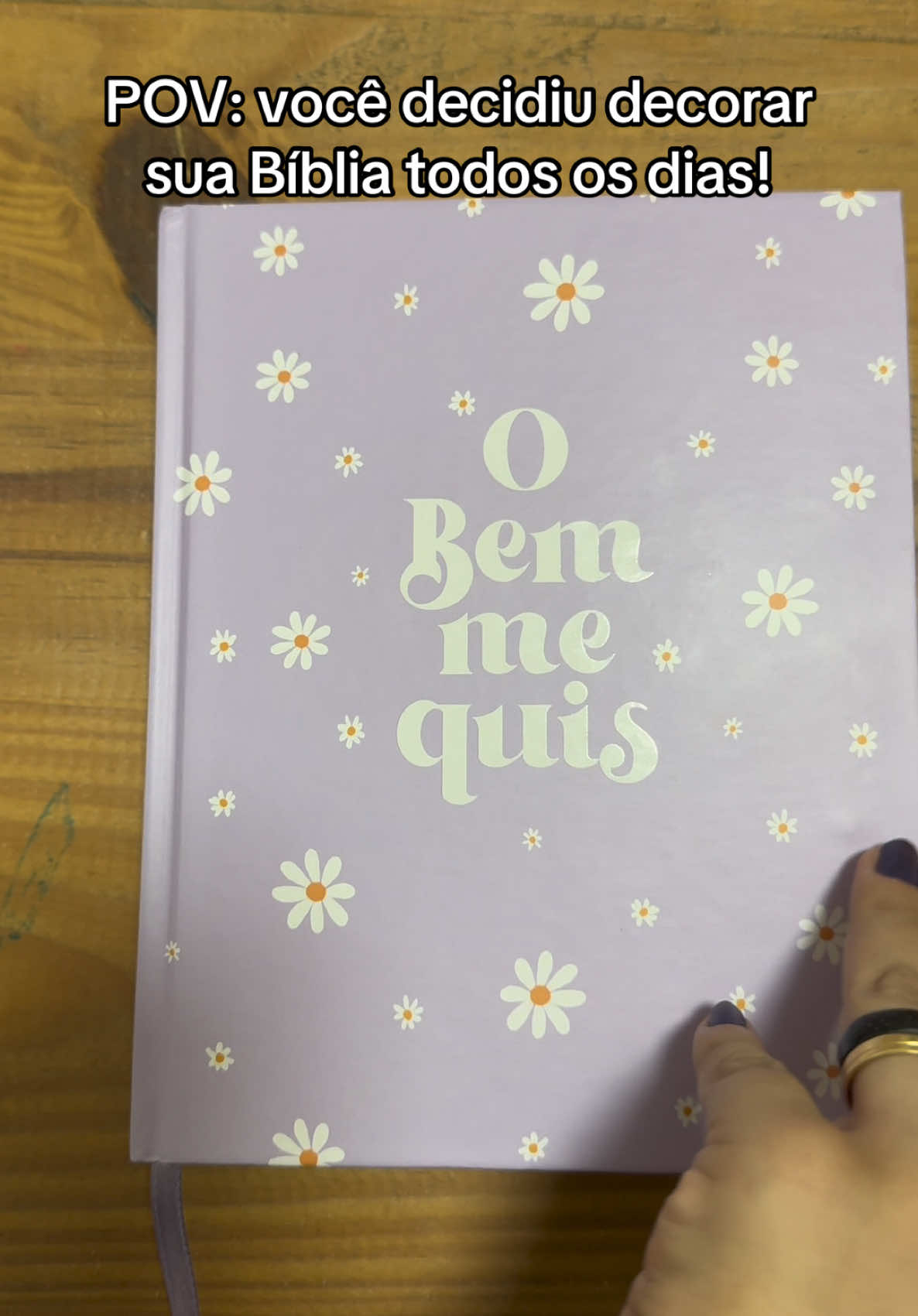 Criando um #biblejournaling com #arte e #criatividade no momento #devocionaldiario ♥️✨ #aquarela #aquarelando #aquarelabrasil #aquarellepainting #biblianotiktok #bibliailustrada #biblejournalingbrasil #desenhandonabiblia #desenhocristao 
