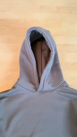 VALENCII>>.                                               #fyp #foryou #foryoupagе #fashiontok #fashiontiktok #clothingbrand #clothingbrandowner #viral #viraltiktokvideo #blowthisupforme #streetwear #StreetStyle #streetwearstyle #CapCut 