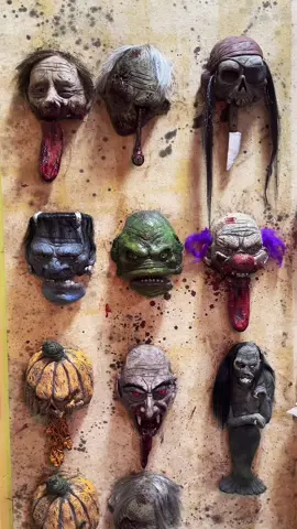 Lots of our Creepin’ Up the Walls pieces swingin’ away! Thanks for all the shares and follows.  As a small business we appreciate it! #massfollowing #pumpkinpulp #brianblair #scary #halloween #spooky #fun #hauntedtiktok #horrortiktok 