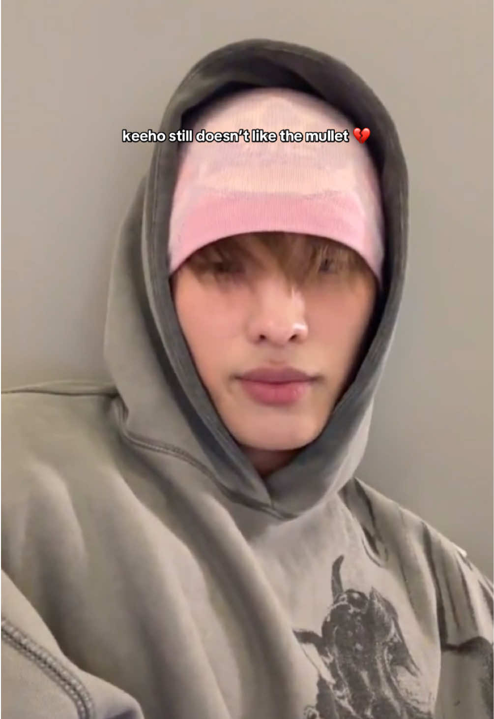 he looks good w anything 😩 #keeho #기호 #yoonkeeho #윤기호 #keehop1harmony #p1harmony  #피원하모니 #p1ece #피스 