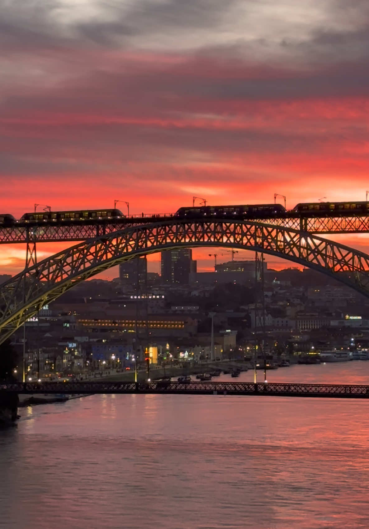 Fav spot 🧡 #porto #oporto #portugal #sunset #foryou 