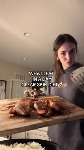 should i include snacks next time???? #clearskindiet #whatieatinaday #acne #Foodie #FoodTok #mukbang #cooking #healthy 