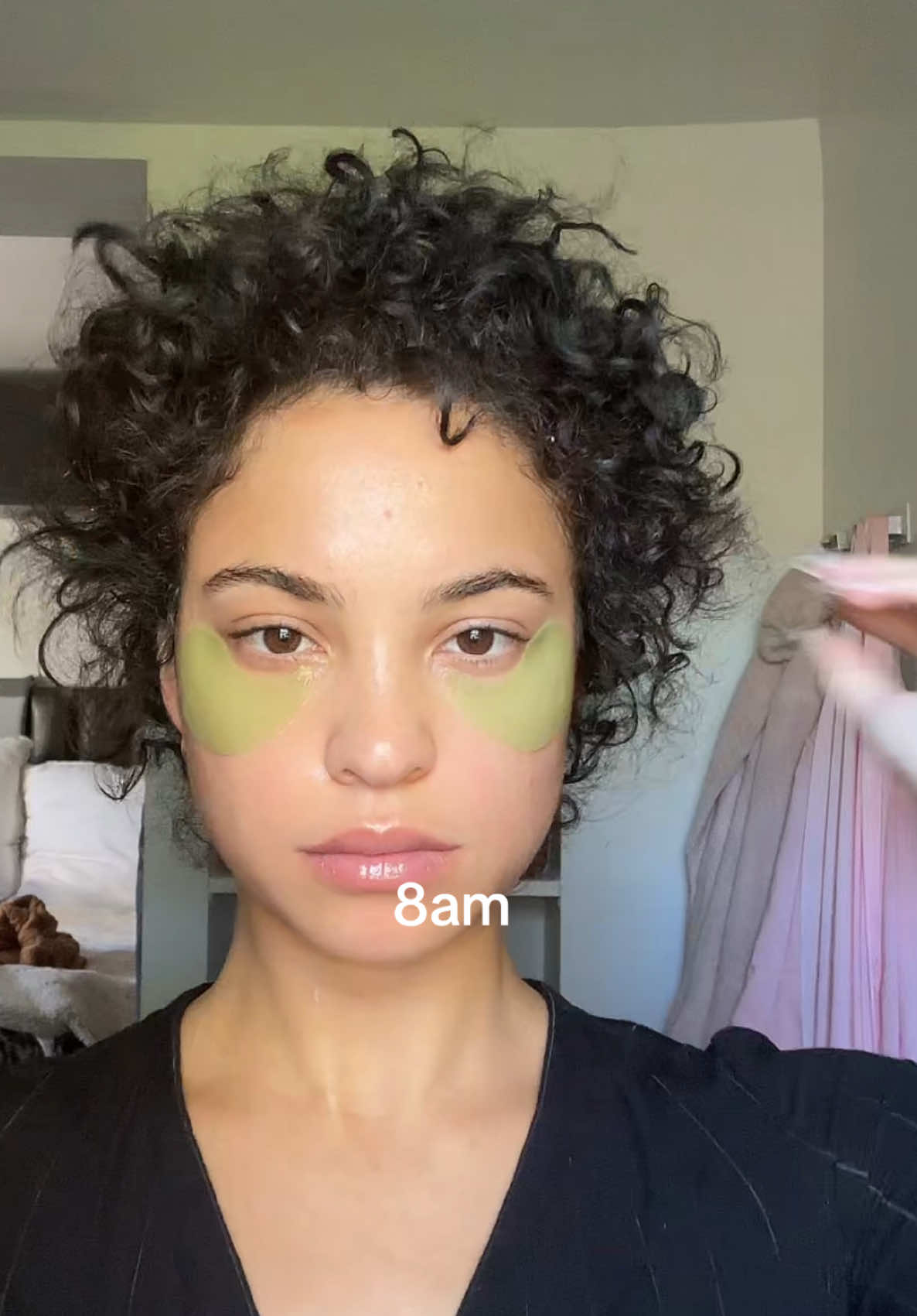 Morning girls ⭐️🤍🌿 @Pixi Beauty 