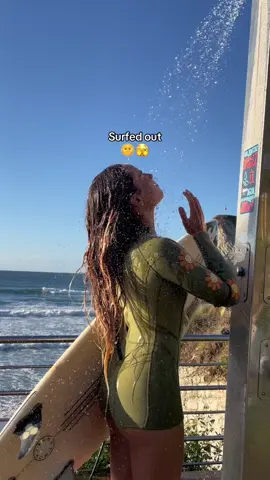 #surf #surfing #surfergirl #surfinglife #surfgirl #surfgirls #surfer 