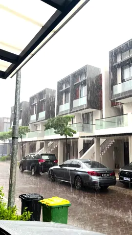 Vibes hujan🌧️🌧️🌦️#pik2 #jakarta #jakartautara 