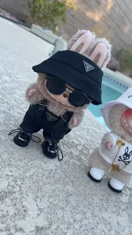 Labubus with there new fits 🔥🔥 #popmart #labubu #labubuoutfits 