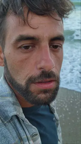 Si contestas este video te voy a desear un amor tan grande como el tuyo. . Mis cinco libros en www.nicolasandreoli.me ❤️