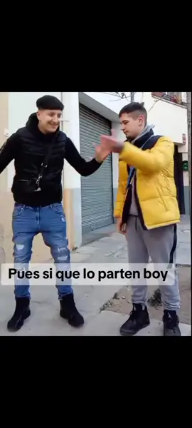 Partiéndolo en la tarima boy #paratiiiiii #fyp #4you 