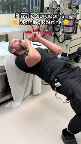 Let’s hear your morning routine in the comments 🌞 #morningroutine #routine #workoutroutine #morningrun 