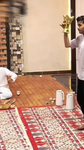 لايفكر فالصفوف الاوليهه🤫💃🏻@بهآج الاكلبي #بهاج_الاكلبي #الشعب_الصيني_ماله_حل😂😂 #explore #اكسبلورexplore❥🕊 #اكسبلور #ترندات_تيك_توك 