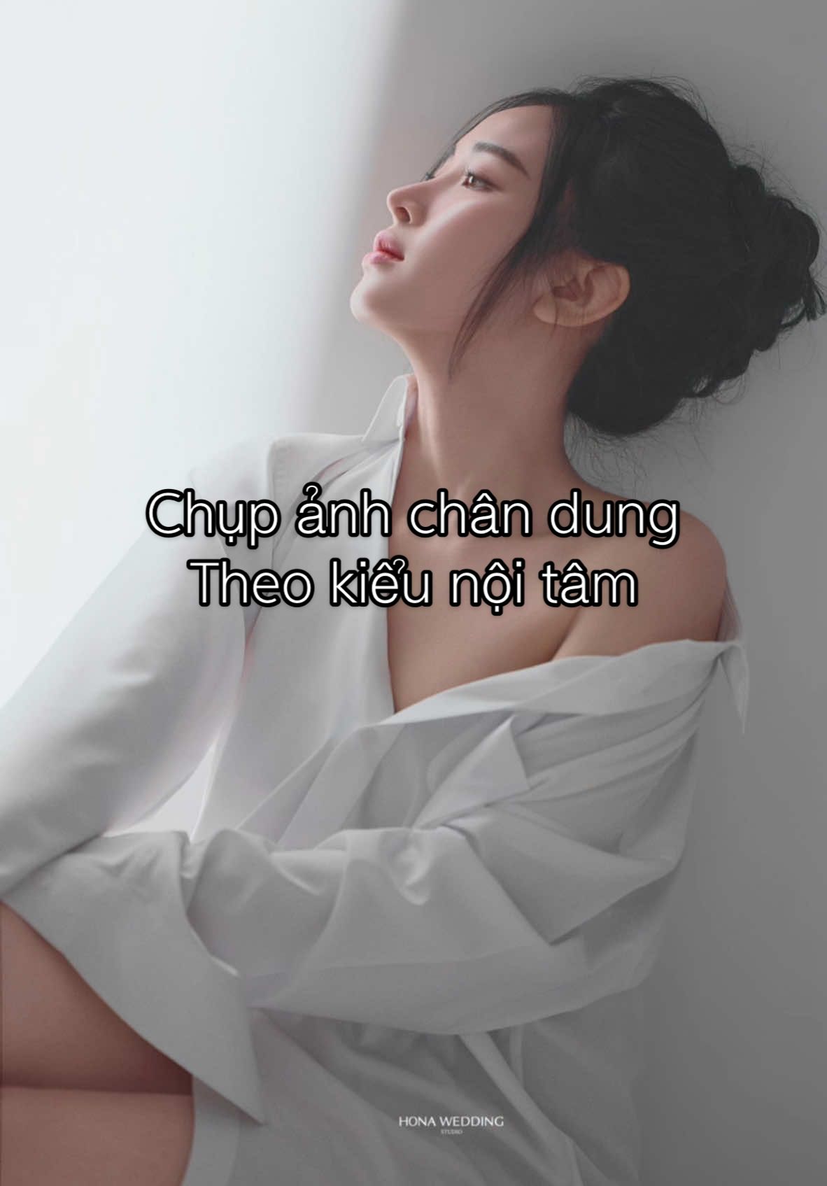 Cùng ngắm bộ ảnh chân dung theo phong cách nội tâm do nhà HONA thực hiện #chupanhkorea #studioviettaihanquoc #conceptbeauty #conceptsomitrang 