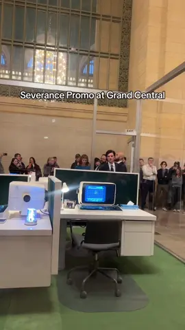 Ben Stiller in the back watching like a proud dad 😎 #severance #severanceseason2 #severancegrandcentral
