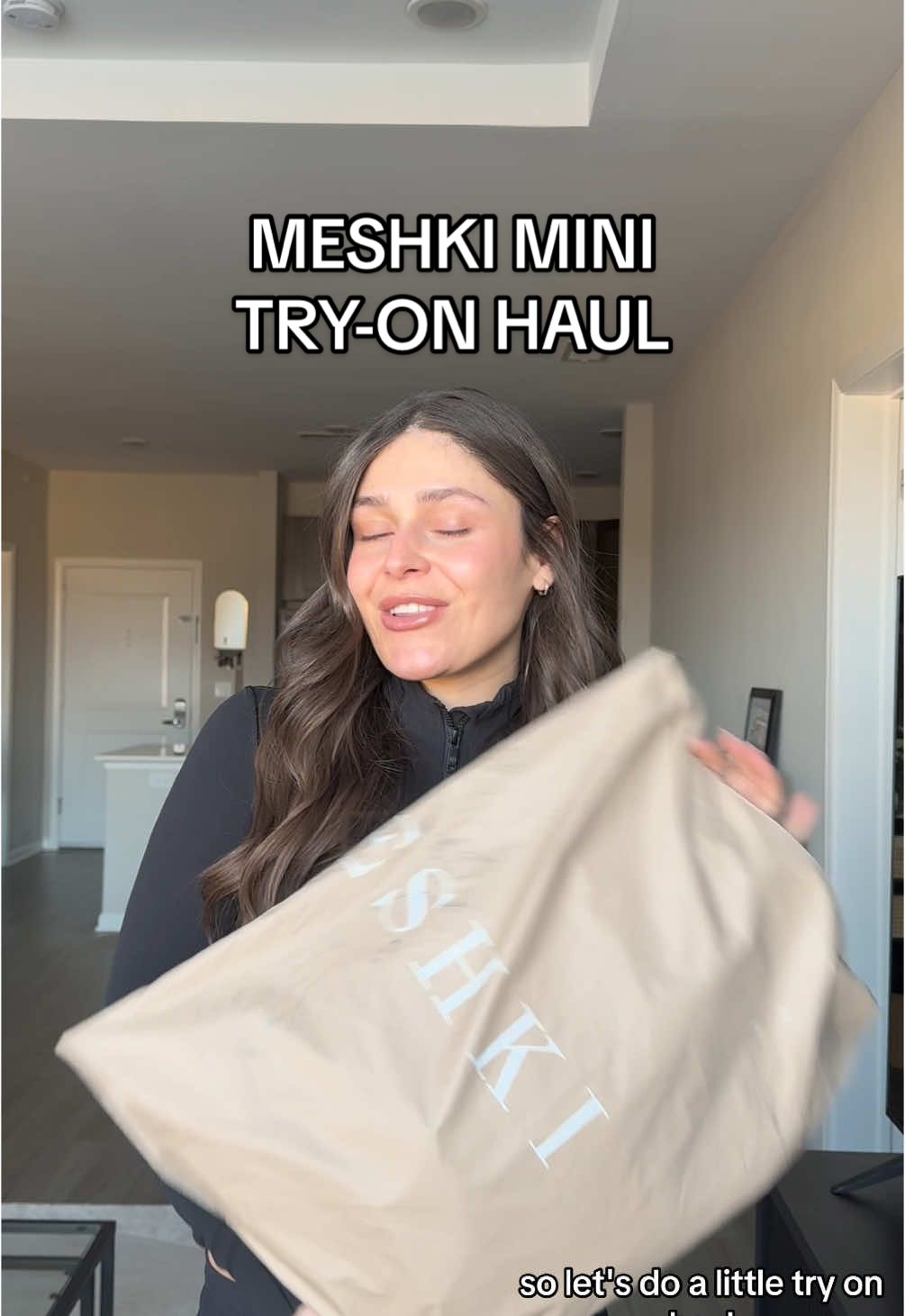 Always a win when I order from Meshki ✨🤩 #meshki #meshkihaul #meshkidress #meshkitryonhaul #meshkitop #miniblackdress #blackdress #vesttop #offshoulder #offshouldertop @Meshki 