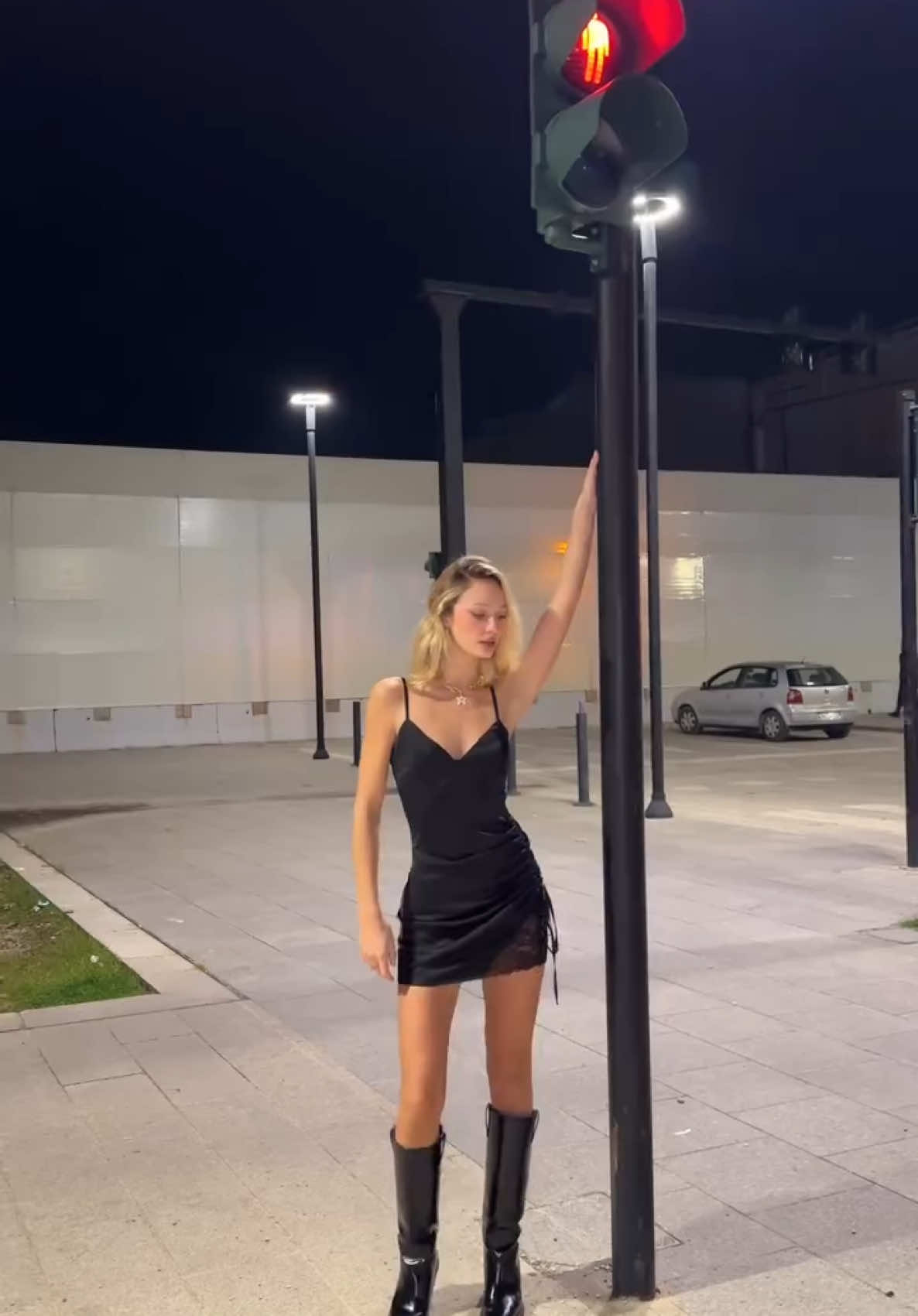 you can never have too many LBDs, can you? #lbd #minidress #tigermist 