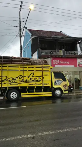 😜#drivermuda #fypシ゚viral #sopir #purworejo24jamfyp #racingwood #herekstyle 