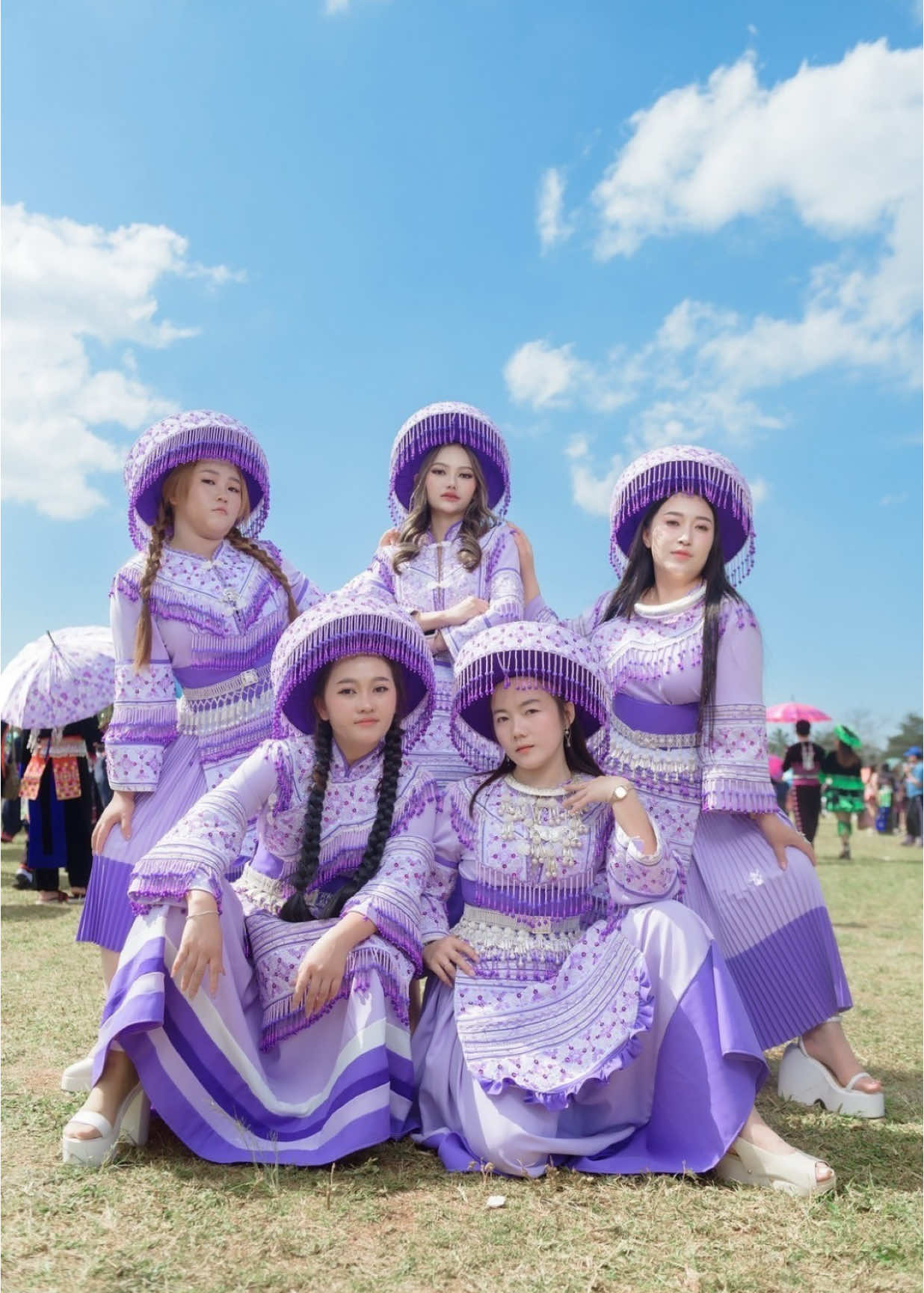 เดอะแก๊ง สาวม่วงพาสเทลูก รับตัดเย็บเสื้อผ้านะคะ #สาวม้งไทย #ชุดม้ง #ปีใหม่ม้ง #mmสไตล์ 