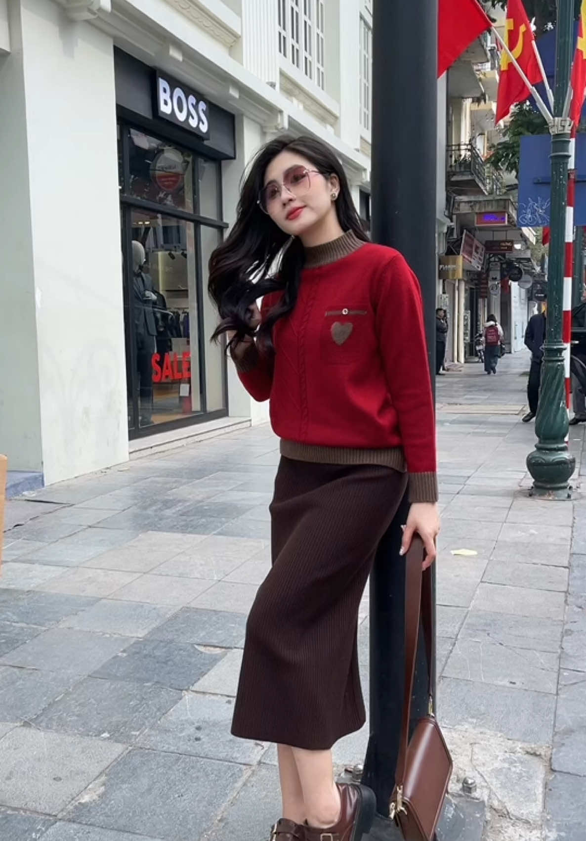 Len cúc túi đỏ làm các chị em mê mẩn có tại video này  #xuhuong #evalover #thoitrangnu #aolennuxinh 