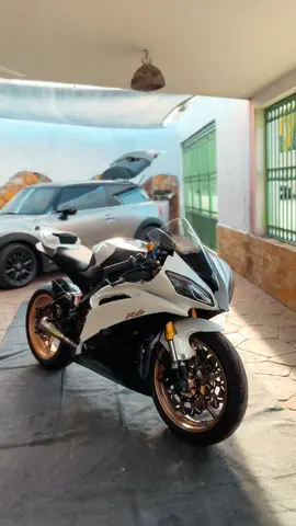 Aún sin motor, pero clean 🛵 #yamaha #r6 #moto #bike #bikelife #fyp 
