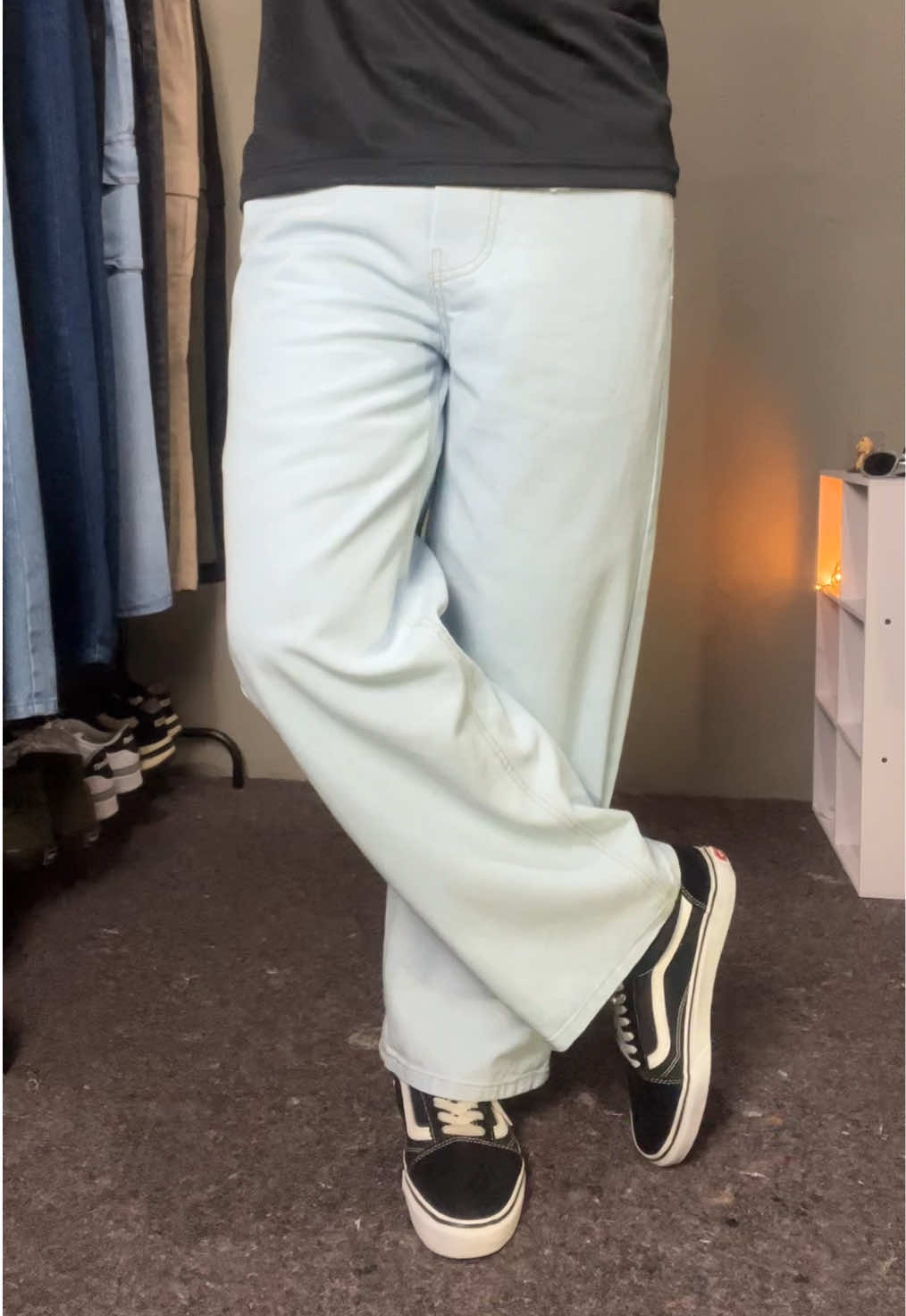 Celana jeans secakep ini harganya cuma 70rban aja 🔥 Pinggangnya serut ada talinya, dan modelnya loose 💫 #celanajeans #celanajeanspanjang #loosejeans #loosepants #baggyjeans #baggypants #rekomendasicelanajeans 