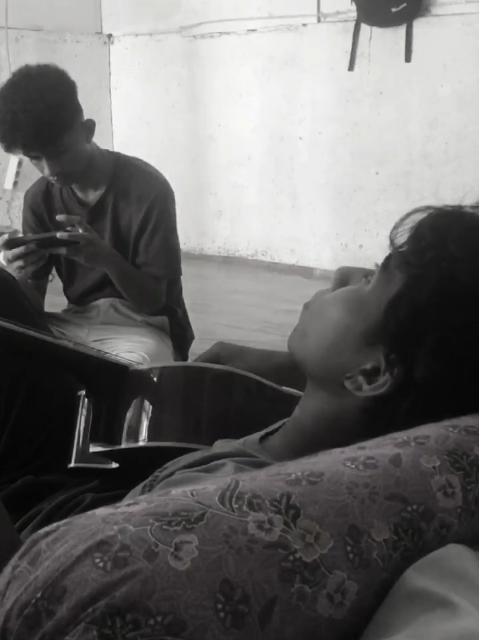 bonus di akhir video #crimsonmusic📍 #easttimor🇹🇱  #fyp #xyzbca #lewatberanda 