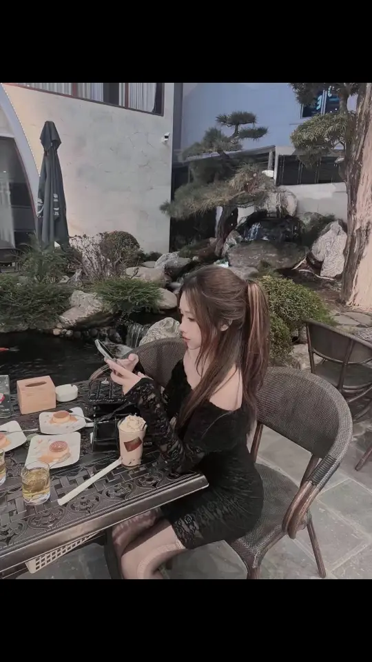 a giận mãi thế thì mình thôi nhé, thôi vào mơm 🙄