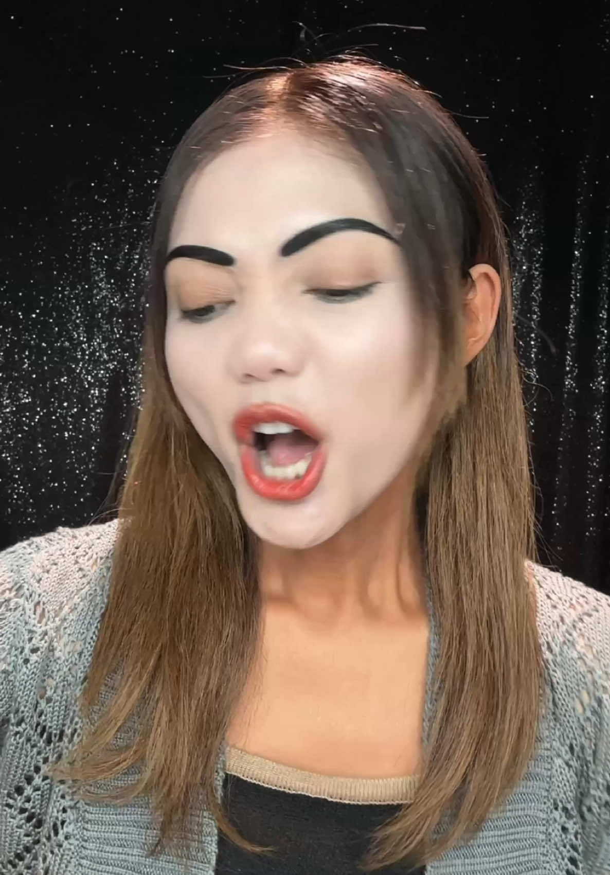 Makeover si Nur adalah kesalahan terbesar! Kalian tim mana? Nur yang glow up? Atau Nur yang muka sama leher debat? 