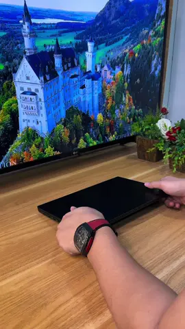 🚀 LENOVO THINKPAD X390 – Si Kecil, Serba Hebat! ✨ Performa Luar Biasa di genggaman Kamu: 💻 Prosesor Intel Core i7-8665U up to 4.80GHz, multitasking tanpa hambatan! ⚡ RAM 16GB DDR4 + SSD 256GB NVMe, nyalakan produktivitas instan! 🌟 Layar 13.3” IPS FHD TOUCHSCREEN, ketajaman & sentuhan elegan. 💡 Keyboard Backlight, siap menemani kerja kapan saja. 🔒 Cam AntiSpy & Fingerprint, keamanan Anda di level premium. 🔗 Port lengkap untuk konektivitas tanpa batas! Laptop canggih, ringkas, dan stylish, cocok untuk profesional muda yang selalu ON! 🚀 🔥 Upgrade gaya & produktivitas Kamu sekarang! 📩 DM kami sebelum kehabisan! LENOVO THINKPAD X390 SPESIFIKASI : ✅Processor Intel Core i7-8665U Cpu @ 2.1Ghz up to 4.80GHz (8Cpus)  ✅Ram 16gb ddr4 ✅Ssd 256gb NVMe ✅Layar 13,3inch IPS FHD (1920X1080) ✅TOUCHSCREEN ✅Keyboard Backlight ✅Finger ✅Cam AntySpy ✅Port (USB-A X2, USB-C X2, Hdmi, Sd card, Jacksound, Kenshinton Lock) ✅Windows 10 Pro Kondisi : ✅Unit Normal 100% ✅Mulus 95% sisanya bekas pemakaian ✅Tidak ada Minus fungsi ( bisa dicek langsung, Nanti dibantu cek secara detail, Mulai dari keyboard, sound, layar, kamera, baterai)  ✅Unit dipastikan Oke ✅Full Aplikasi, Unit siap pakai Kelengkapan : ✅Unit Laptop ✅Charger Original ✅Tas  ✅Keyboard Protector ✅Mouse ✅Garansi Hardware 1 bulan ✅Garansi Software 1 tahun ✅100% HARDWARE NORMAL QC TESTED  📍Alamat dijln sutan syahrir rt1 rw8 seberang padang utara 2 no 6  No telp : 0821 8684 5122 #ThinkPadX390 #LaptopPremium #ProduktivitasTanpaBatas #TouchscreenLaptop #BestDeals #laptoppadang #laptopsecondpadang 