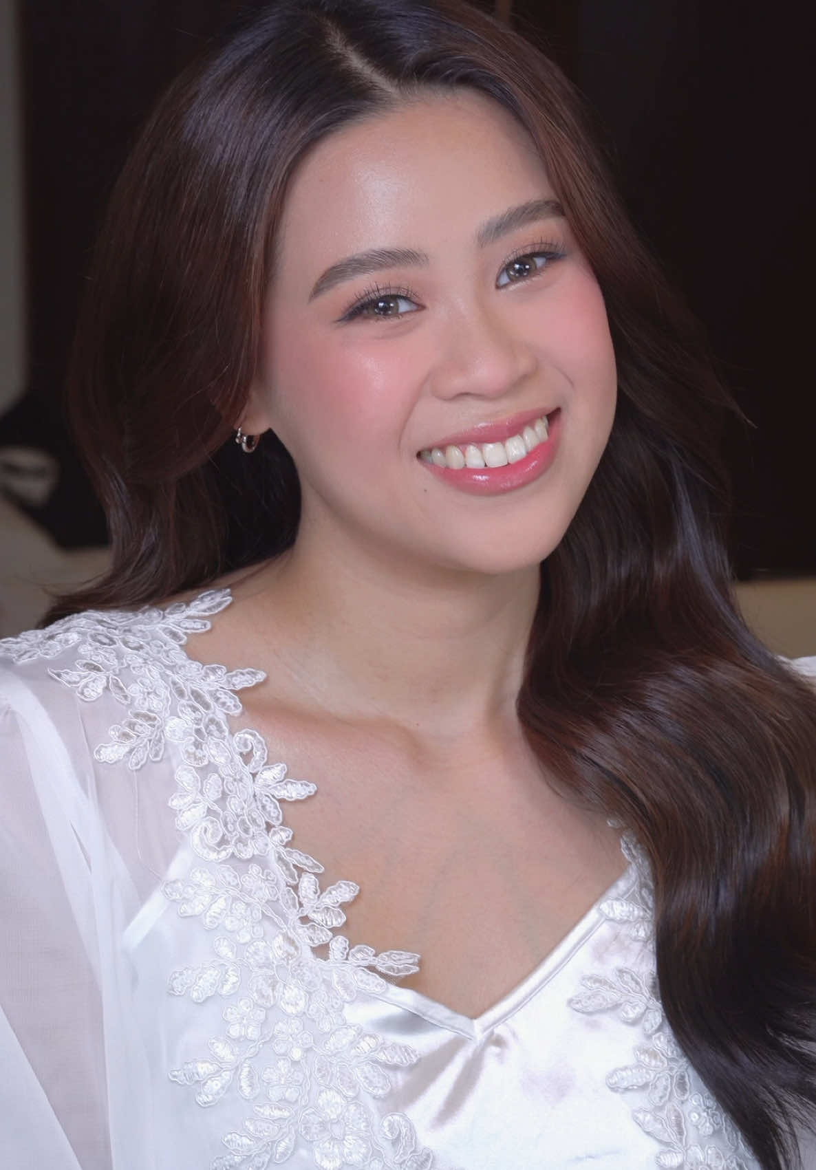 Bridal makeup look for this stunning bride ✨ #makeupartistmnl #makeupartistph #makeupmnl #makeupph #hmuamnl #hmuaphilippines #bridalmakeup 