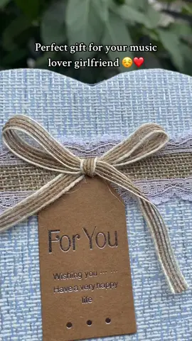 #giftforyourgirl🙈❤️ #mention_your_love #odernow #deliveryallovernepal🇳🇵 #keeploving❤️ #aryathegifthouse #giftideas #kathamandunepal🇳🇵 #keepsupporting #keepsopporting❤ #fypシ゚viral #govairalvideo💕 