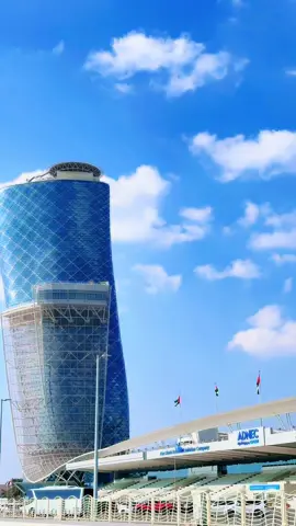 National Tower Abu Dhabi 😱 #abudhabi #dubai #fypシ゚viral #virlvideo #fouryoupage_tiktok_ #virlvideotiktok #dxb_uae_dubai #abudhabi #dubai🇦🇪 