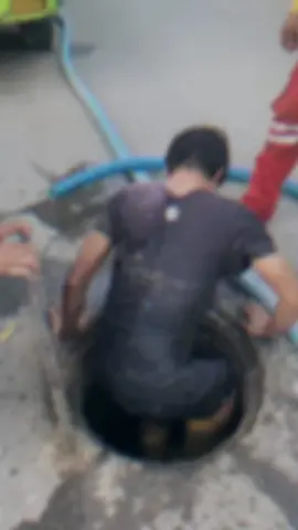 Pengalaman Dalam Bekerja  #sorotan  #viral  #videoviral  #sanitasi  #airlimbah  #ciptakarya #labuanbajo 