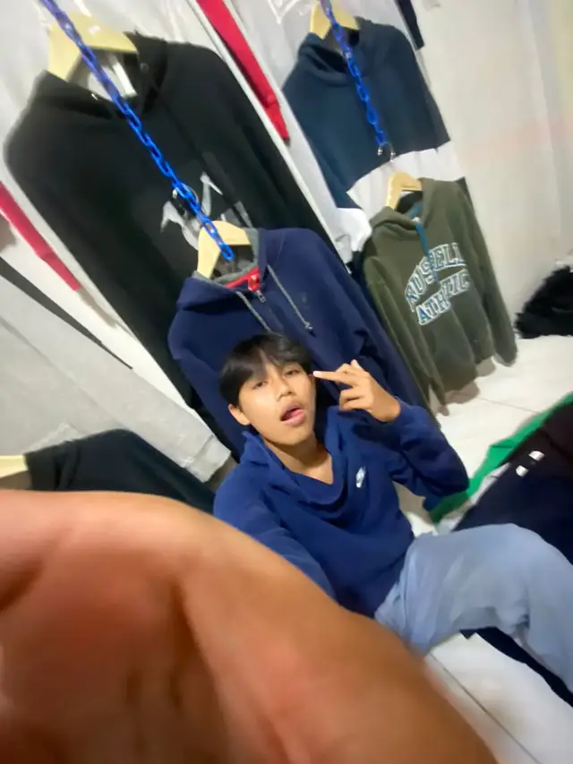 @FloveKtriftstore16 #flovekstore #masukberanda #indramayupride🏴‍☠️ #trifting #secondbrand #fypage 