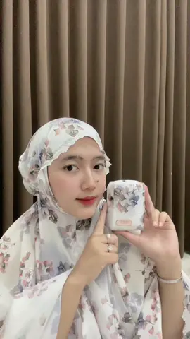 Motif Iris nya nih bundd jangan sampai pada kehabisan😍 #mukenatravel #mukenamini #travelpouch #mukenaparasut 