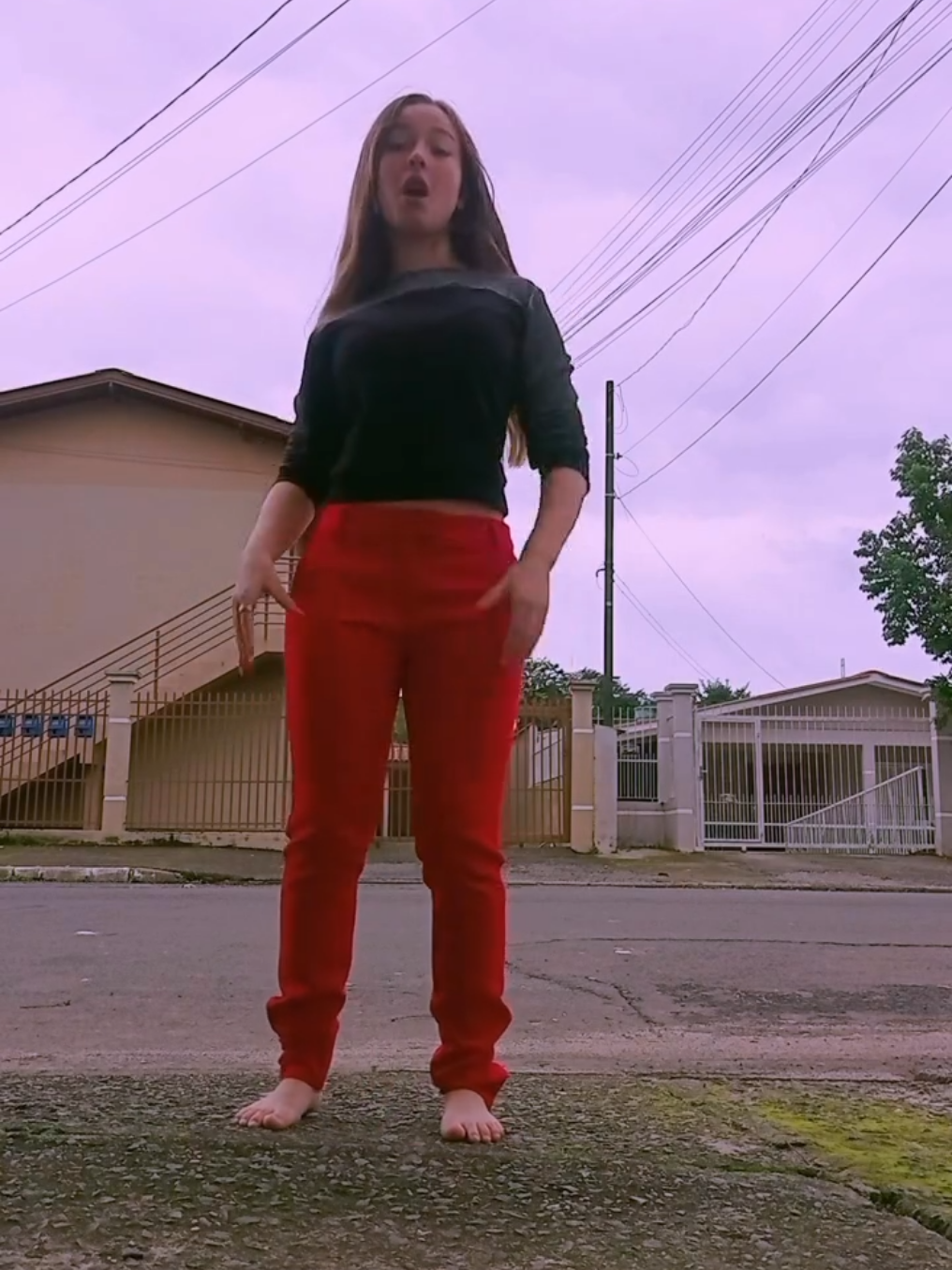 Criticar é fácil, difícil é ser #melhor que #euzinha ! E aí, o que achou? ✨ . . . . #dancinha #tiktokfunk #videoviral #dreher #fyyyy #amor 