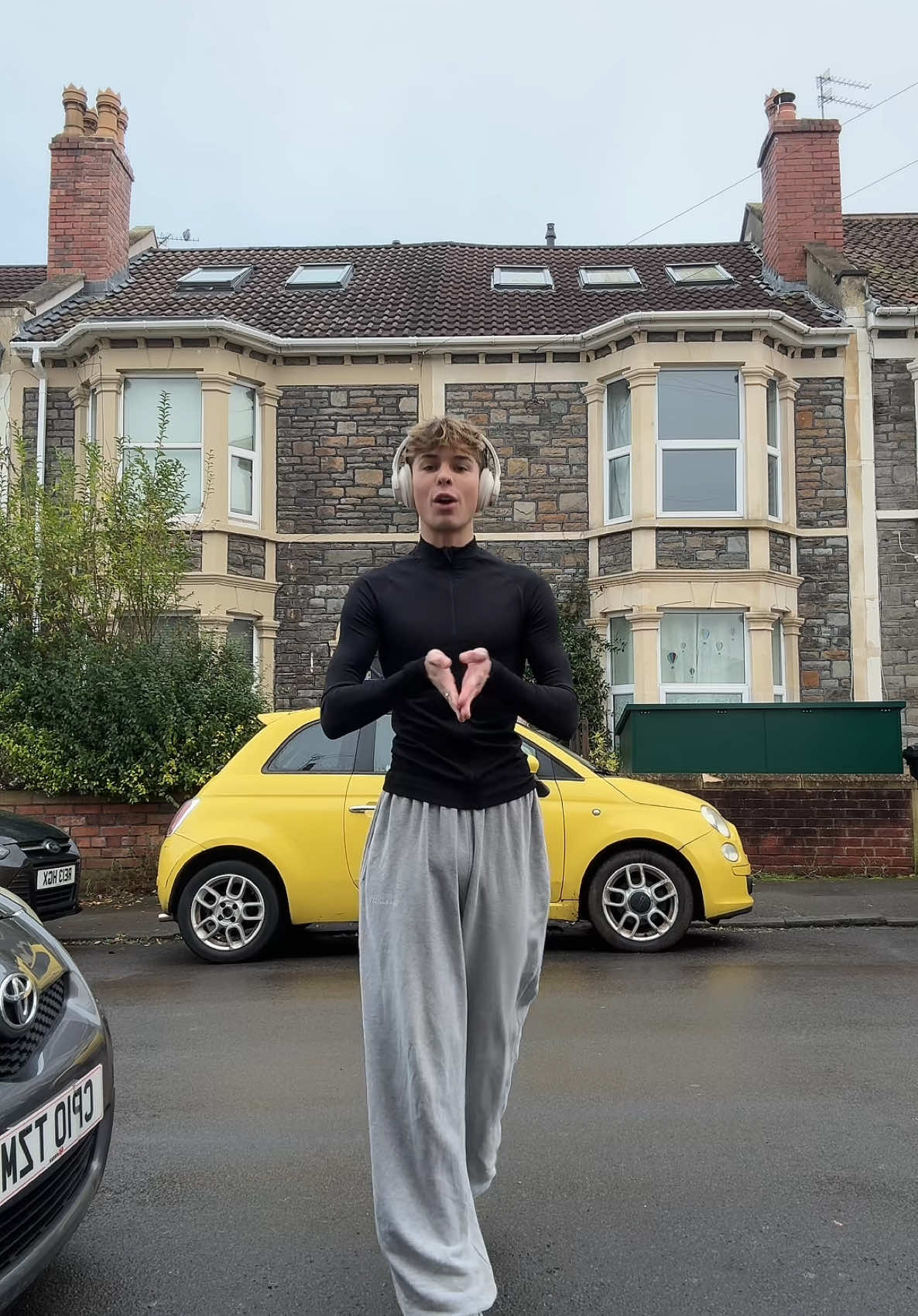 don’t walk, RUN @Primark #fashion #sport #primark 