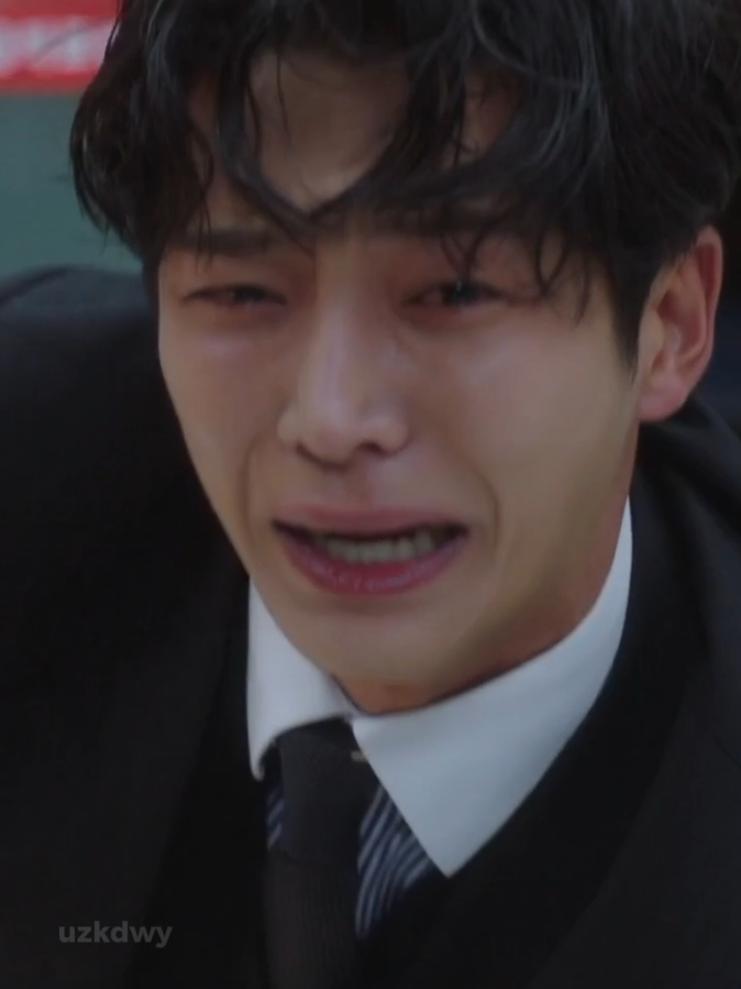 Completely drawn into the depth of his pain. Rowoon is an excellent actor #rowoon #kimrowoon #destinedwithyou #kdrama #koreandrama #kdramalover #로운 #김로운 #kimseokwoo #seokwoo 