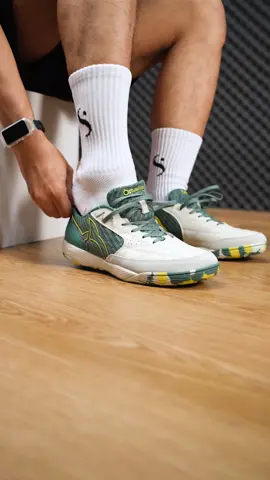 2 kata yg menggambarkan sepatu ini “tampan dan nyaman” 🤩💯 (Ortuseight Jogosala Vanquish) Langsung amanin size lo sekarang sob, keburu kehabisan! 🙌🏻 Rekomendasi posisi : flank  Tipe sepatu : wide  Berat sepatu (size 40) : 262  #sepatuoriginal #sepatufutsaloriginal #ortuseight  #pakaisepatu #asmr #belidisportiidaja #orderdisportiidaja #sportiidkiblatsportsangjuaara #sportiid