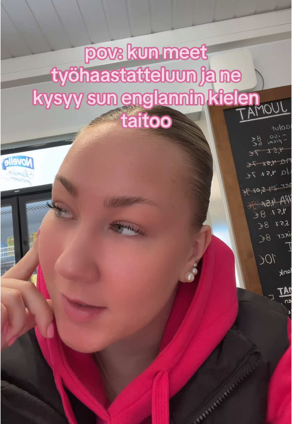 Kesä se vaan lähestyy joka tarkottaa uusia työkavereita! 🤩 Meidän kesätyörekry on aukastu ja hakuaikaa on 9.2. asti. Klubilla pääsee tekemään kaikkea niin keittiöstä tiktokkiin, joten pistähän hakemusta tulemaan kyseisen linkin kautta 🫶🏻  https://www.kruunuhr.fi/avoimet-tyopaikat/ilmoitus/?id=4867101&job=ravintolatyontekijaksi-jyvas-golf-lle  ps. burger and beer thank you riittää 😉🍺 #kesätyö #parastyö #golfkesä #summerjob #työkaveri #kesä2025 #jyväskylä #hae #nyt  